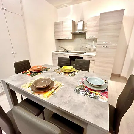 Trilo Momo Con Aria Condizionata, Wifi, Posto Auto E Piscina Marcelli