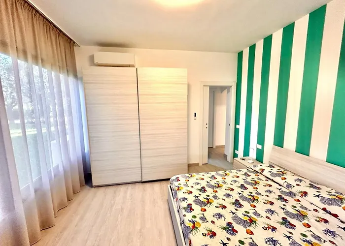 Trilo Momo Con Aria Condizionata, Wifi, Posto Auto E Piscina